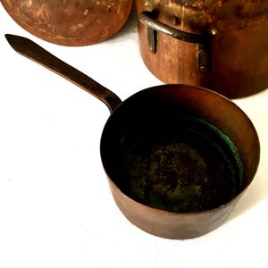 Early Antique Tinker Made Copper Pot Late 1700s 18th C American Primitive Wabi Sabi Farmhouse Castellated Joints Dovetail Hand Forged Handle