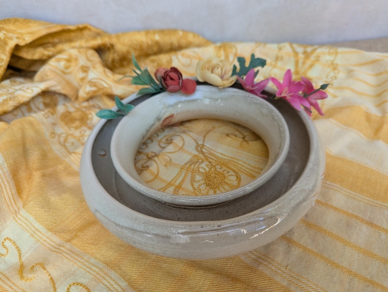 DebbyGlickmanPottery Pansy Ring Ikebana Vase - Thumbnail 3
