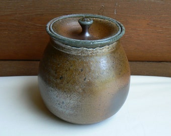 wood/soda fired pottery jar, ceramic cookie jar, Dog Treat Jar, ceramic candy jar, tea box