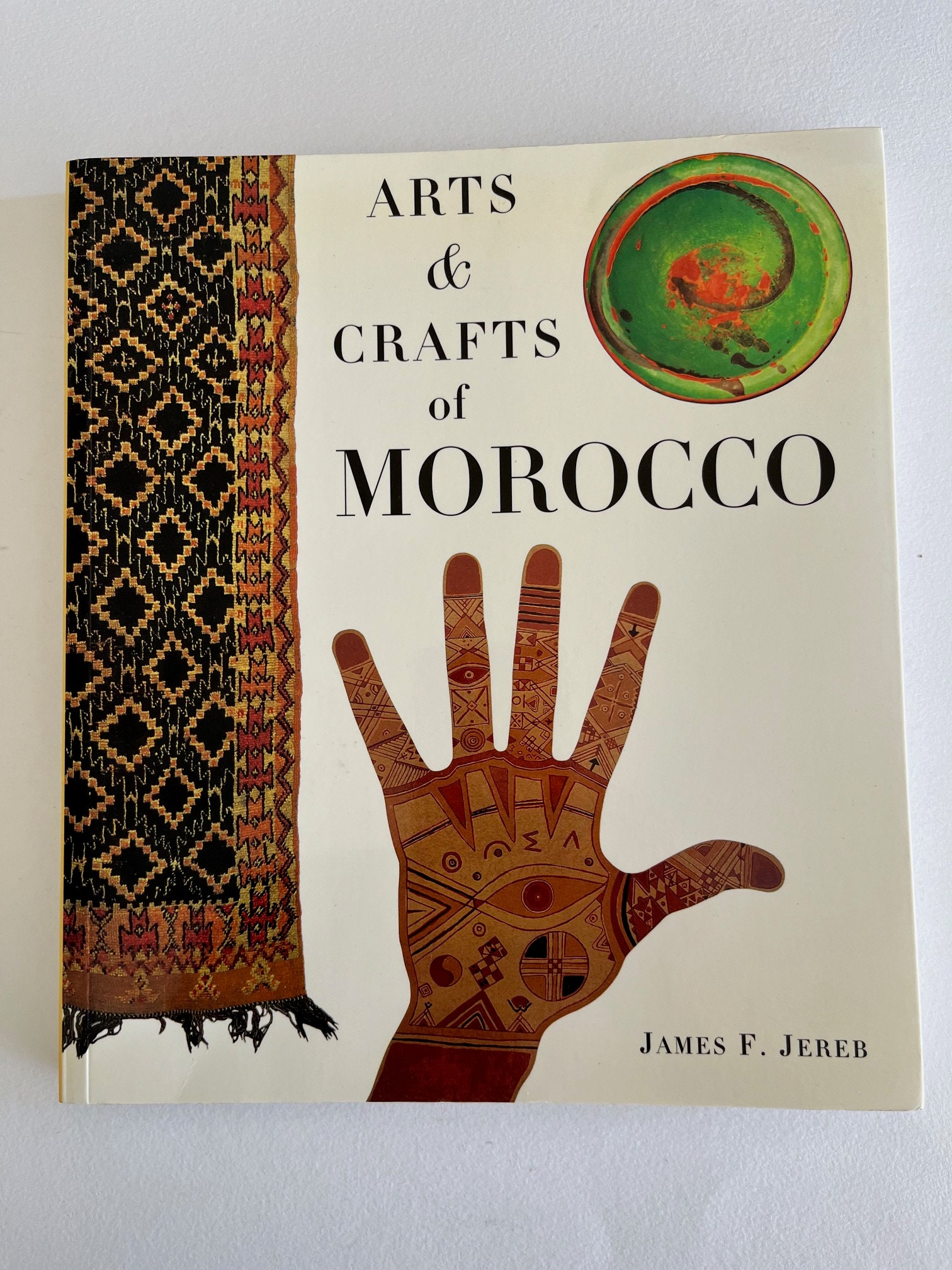 洋書　Moroccan Carpets モロッコ絨毯　ハードカバー モロッコ・リサイクル・ラグクッションカバー//KL10888