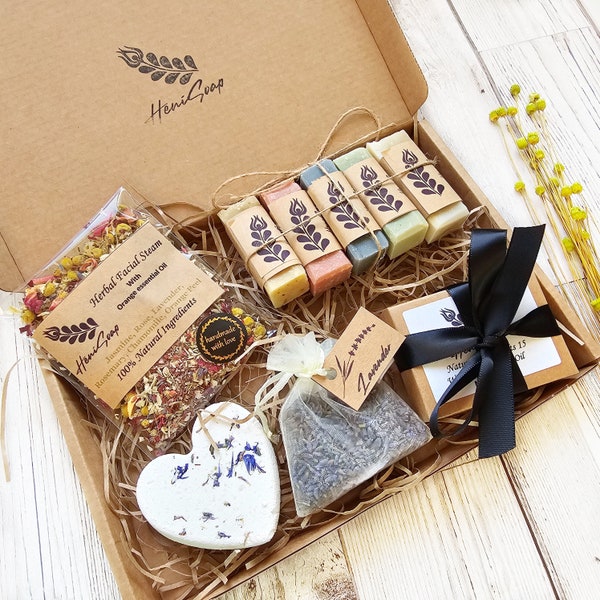 Spa relaxation gift box - Natural Vegan letterbox hamper set - Bath salts, handmade soaps, Facial Steam, lavender, Bath bomb - Birthday Set