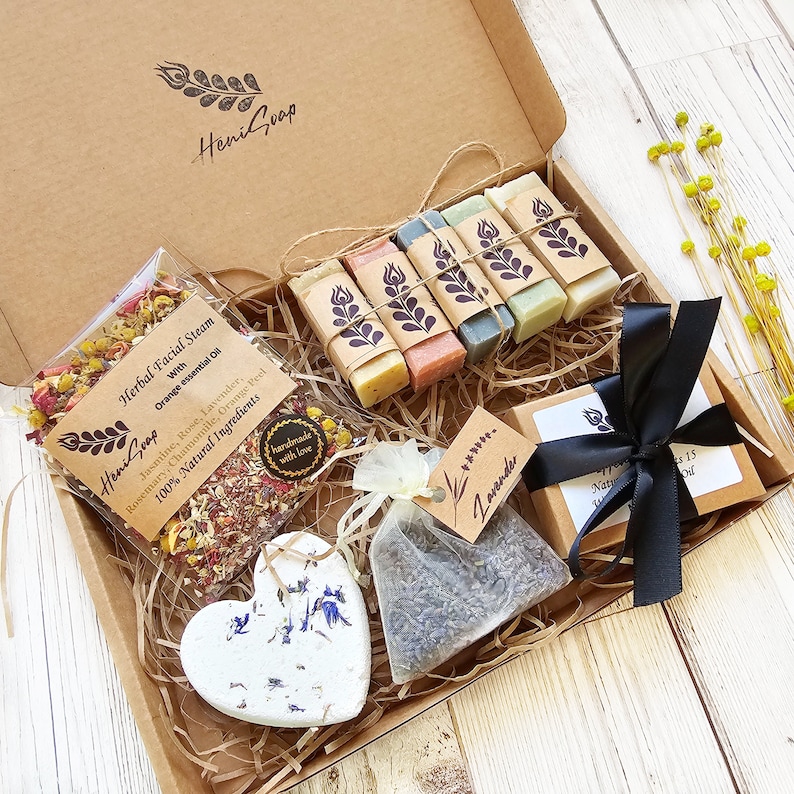 natural spa gift box for relaxation