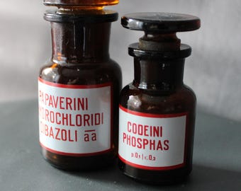Små apoteksflaskor Vintage medicinburkar i bärnstensfärgat glas med etiketter Steampunk-present Antika giftflaskor i apoteksstil Gåva i viktoriansk stil