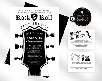 Könnte beinhalten: Eine schwarz-weiße druckbare Babyparty-Einladung mit einer Gitarrengrafik. Die Einladung lautet "Rock & Roll Baby Shower" und enthält den Namen Amanda und Baby Henderson, Datum und Uhrzeit der Veranstaltung sowie den Ort. Die Einladung bittet die Gäste auch, ein Buch für das Baby mitzubringen.