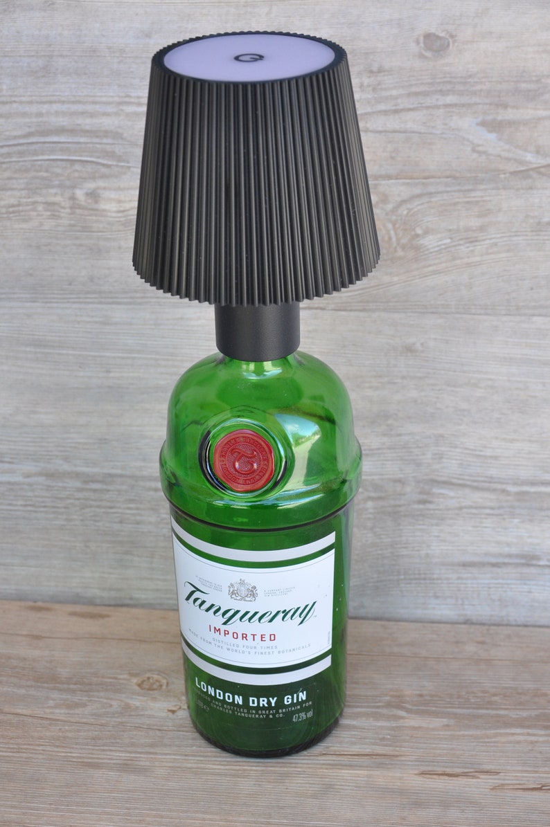 Einzigartiger Flaschenlampenkopf für Upcycling Flaschen: Tragbare Beleuchtung überall und jederzeit Tanqueray Imorted