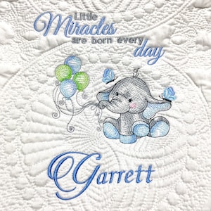 Personalized baby quilt blanket, embroidered quilt, heirloom quilted blanket, personalized embroidery blanket,  baby blanket