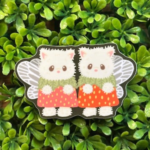 Stickers Strawberry Cats Critter Fairy — Boskatje Dierenfee — Schattige Fae Critters uit de jaren 90 — Schattige feeëndier uit het bosfamilies — BFF