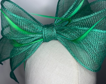 Emerald Grün Fascinator Schleife, Hochzeitsgast, Hochzeit, Pferderennen, Ascot, Schleife, Renntage JadeMurphyMilinar, Trending