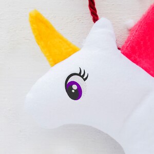 Cartoon Eyes with Lashes Embroidery File image 2