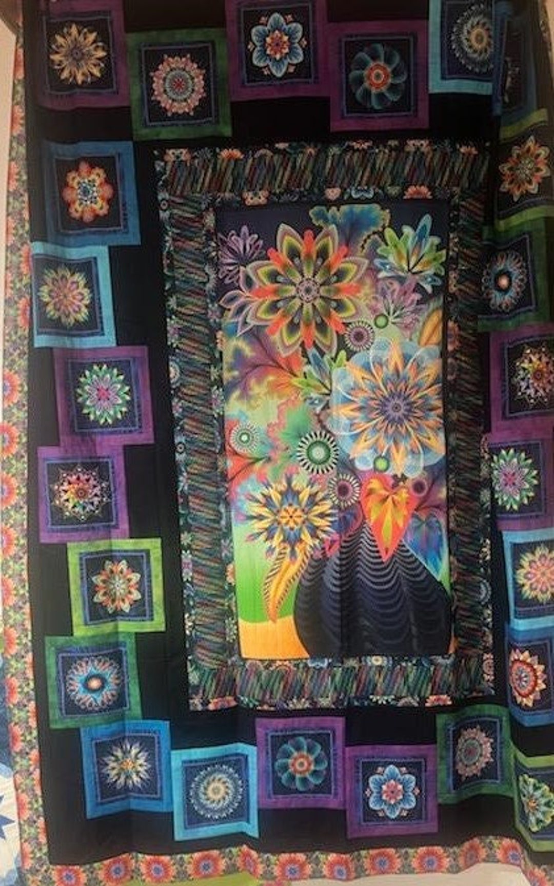 FRACTUAL FLOWERS QUILT Kit, Studio E, 67 X 85 Etsy