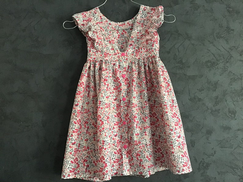 Spring ruffle dress with bare back from 2 to 12 years zdjęcie 4