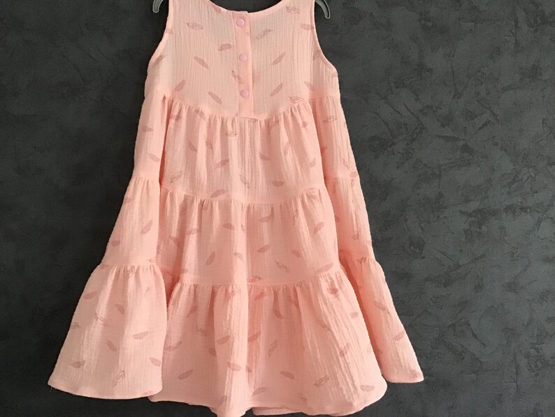 Robe enfant double gaze du 2 au 12 ans Feuilles fond rose