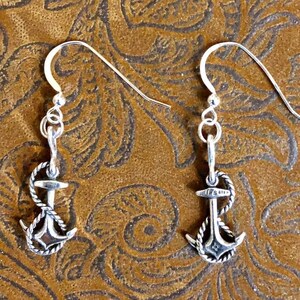 Sterling Silver Anchor with Rope Earrings        278