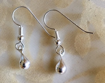 Petites boucles d'oreilles en argent sterling 282