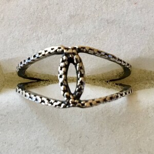 Sterling Silver Textured Ring              913