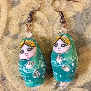 Painted Porcelain Matryoshka Russian Small Nesting Doll Earrings(Green)         028