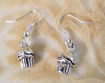 Cupcake Earrings              204