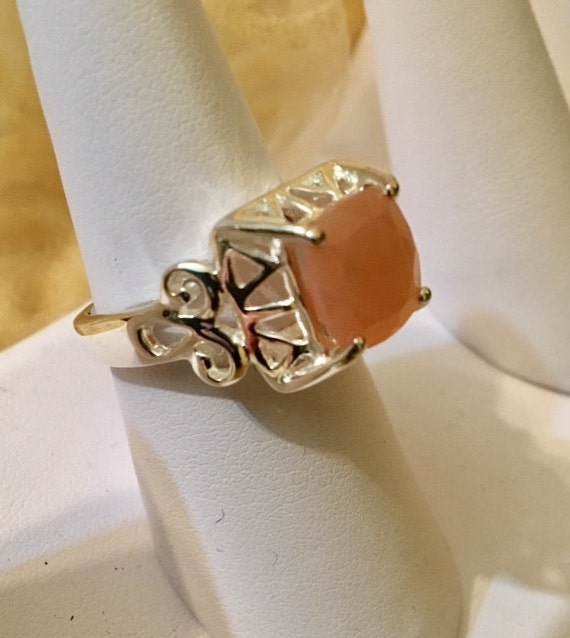 Sterling Silver Peach Moonstone Ring            914