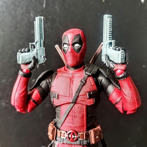 1:12 Scaled Pair of Deadpool Desert Eagle for SH Figuarts/Marvel Legends 6 inch scale action figures - Unpainted