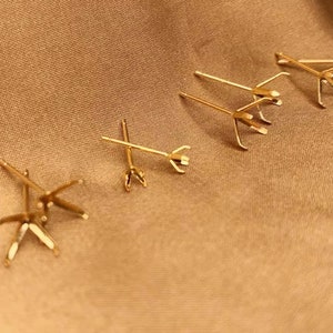 1 pair solid  18K gold four claws stud earring setting, 4 claws post stud earring blank for gems, wholesale earring making findings