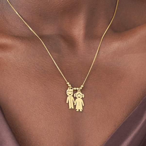Mother's Kids Boy Girl Engraved Charms Necklace • Personalized Children Names • Silver / Gold • Jewelry for Mom Grandma • Christmas Gift