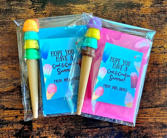 Fin De Curso Kit De Regalos Para 32 Estuches Y Pegatinas