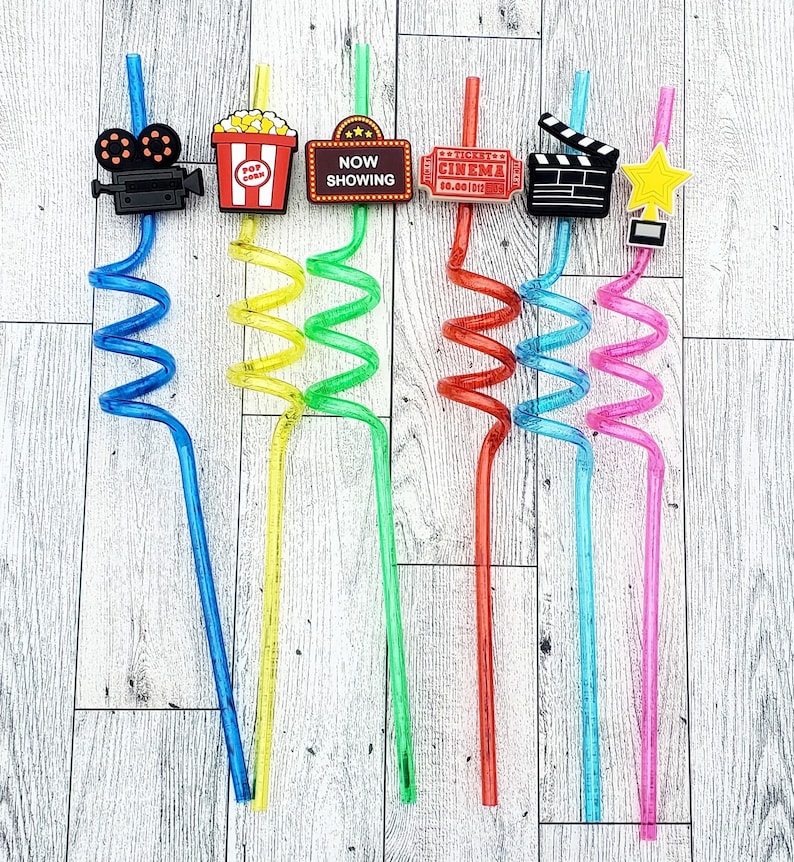 Movie Night Party Favors, Movie Night Birthday Party, Movie Birthday Party, Kids Movie Night, Family Movie Night, Movie Premier Party image 4