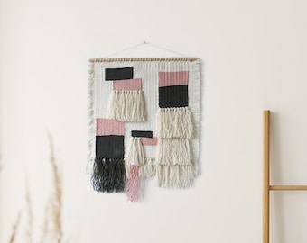 Minimal Woven Wall Hanging: Modern Tapestry Decoration