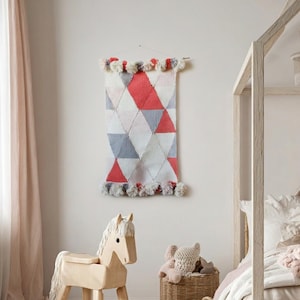 circus nursery wall art in a kids bedroom