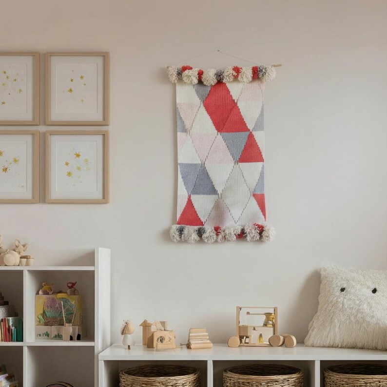 circus bedroom wall decor in a nursery bedroom