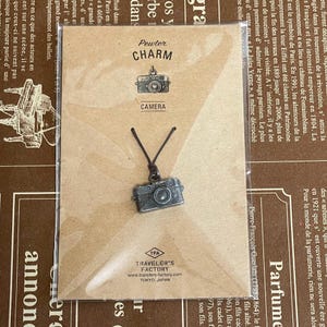 Traveler&#39;s Factory TF Charm Camera Pattern 07100748 / Traveler&#39;s notebook