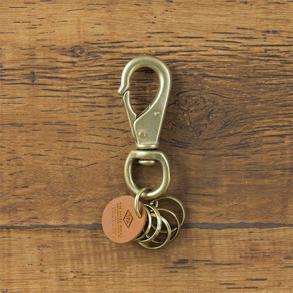 トラベラーズノート　キーホルダー トラベラーズノート】お気に入りキーホルダーを分解してチャームに