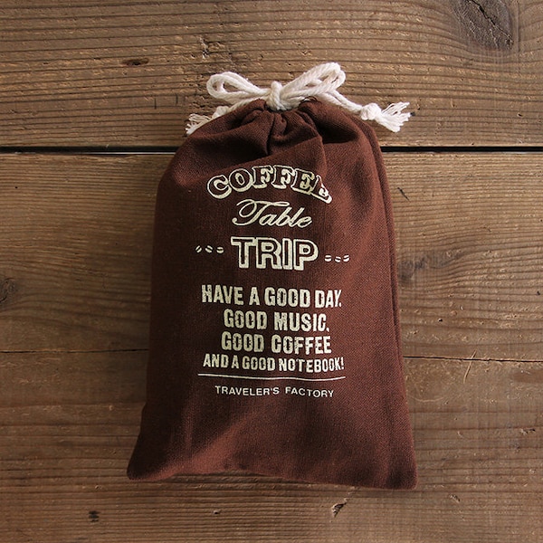 Traveller's Factory Coffee Bag Sac en coton Marron foncé TRAVELER'S COMPANY