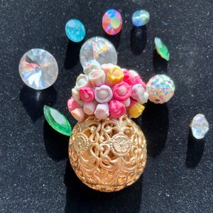 Broche ancienne vintage bouquet de fleurs.
