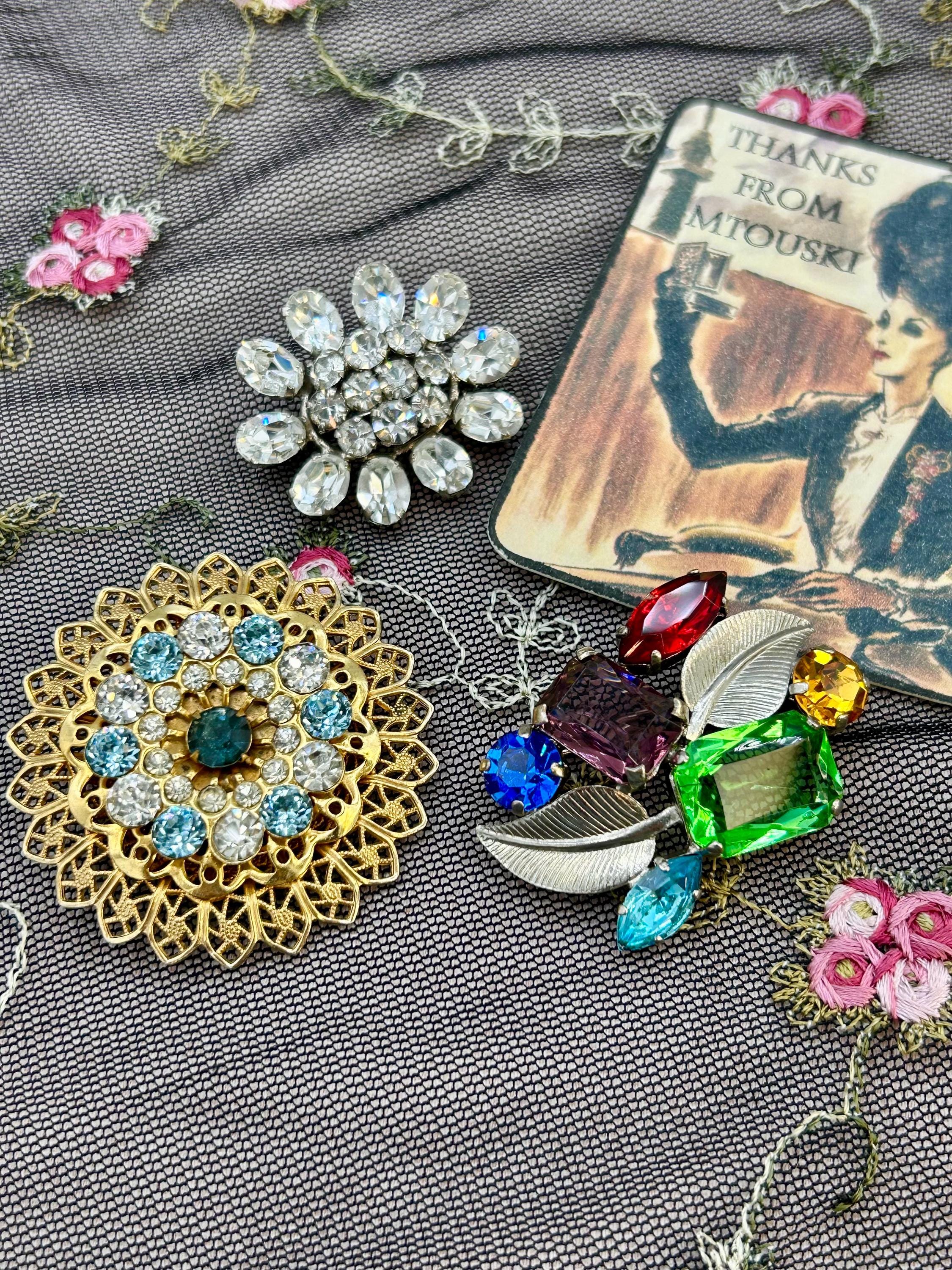 Broche Ancienne Française Vintage - Métal - Bijou De Collection - État D'usage