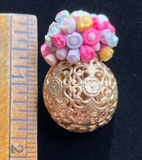 Broche Ancienne Bouquet De Fleurs En Métal Argenté Avec Perles - Vintage