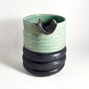 Ashtray Blue & Black