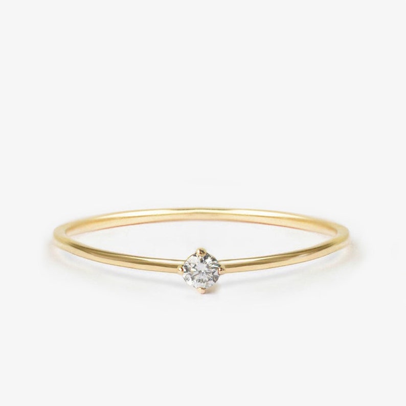 dainty engagement rings