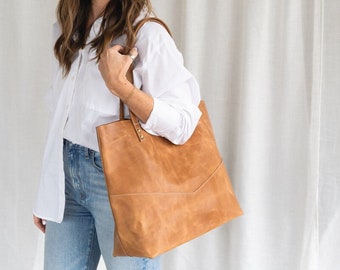 Full-Grain Leather Traveler Tote: Women's Weekend Bag