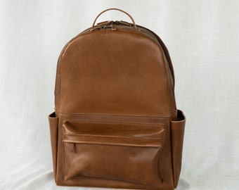 Full-grain Leather Commuter Backpack: Travel Laptop Bag