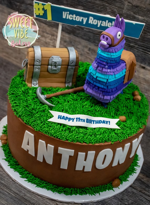 Cake Gateaux Fortnite - image 0 image 0