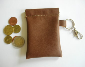 Squeeze purse, keychain.