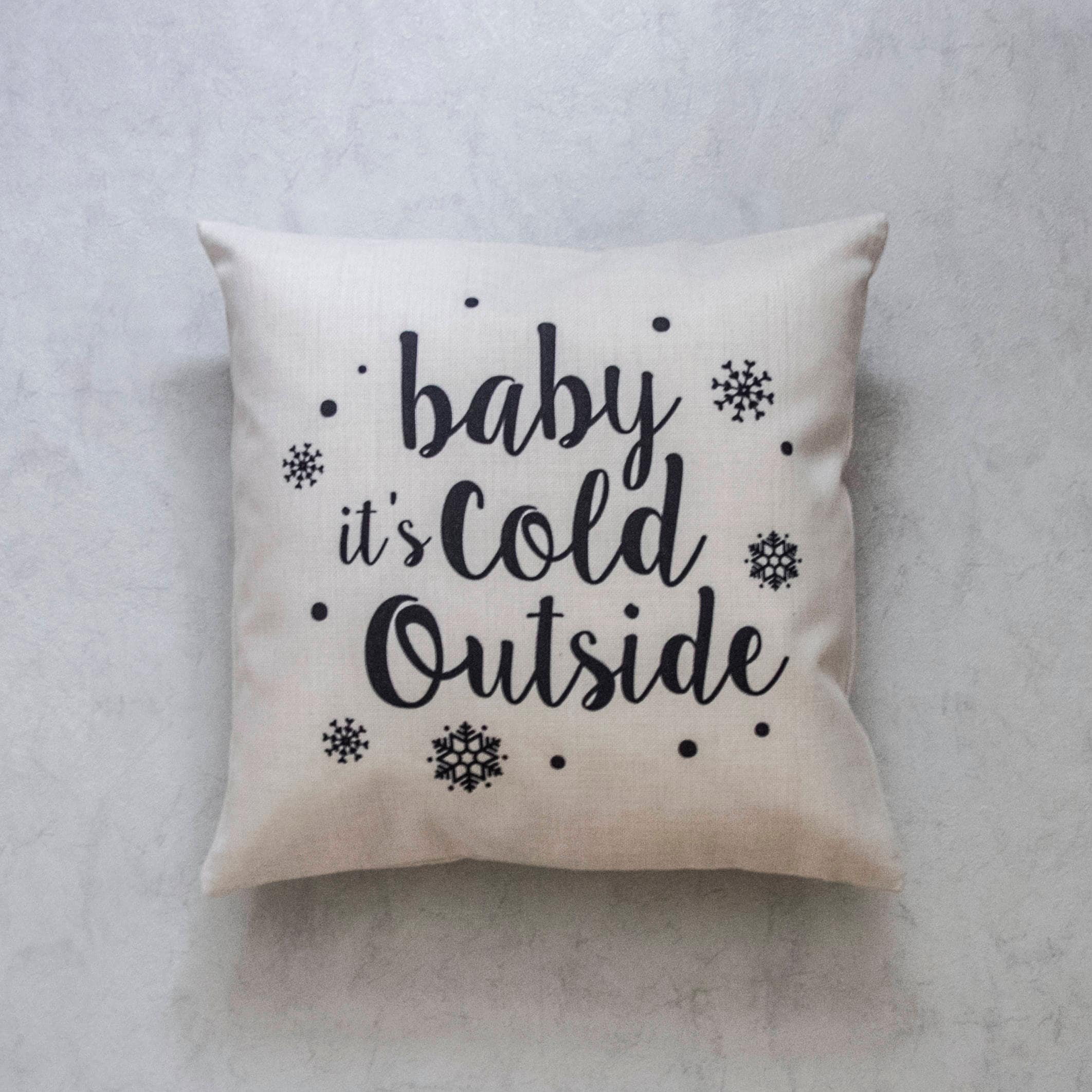 宅配 Weihnachten Kissenbezug, outside cold it's Baby 寝かしつけ用おもちゃ