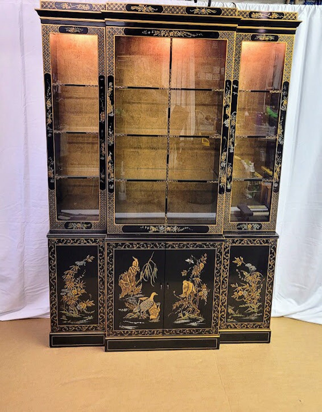 Vintage Drexel Heritage Asian Chinoiserie Black Lacquered Vintage Drexel Heritage Asian Chinoiserie Black Lacquered