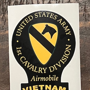 Army Vietnam Veteran w/out Soldiers Ranking bars Airmobile 1st Cavalry