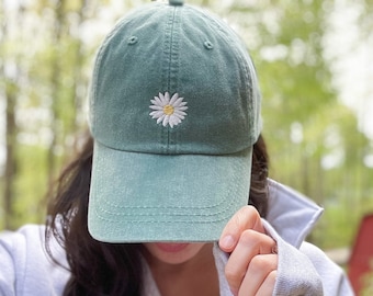 Embroidered Daisy hat, Monogrammed Daisy Hat, Monogrammed Initials hat, Daisy, Daisies