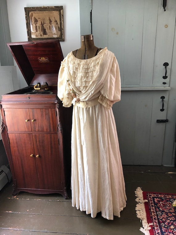 Vintage edwardian two piece white silk gown