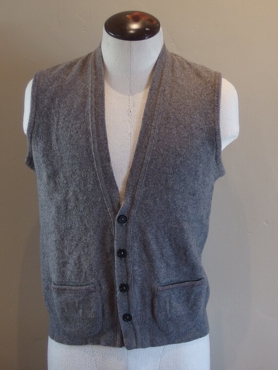 1960s Lambs Wool Vest Deep V Heather Gray