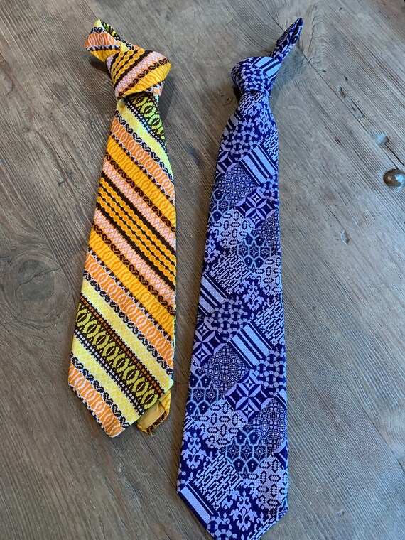 Bundle of 3 Early 1970s Wide Ties Mens Necktie - image 3