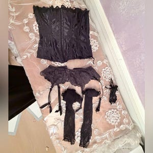 Victoria Secrets Garter Belt